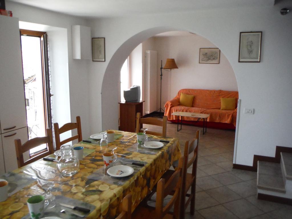 Apartments Gravedona Panoramic Zimmer foto